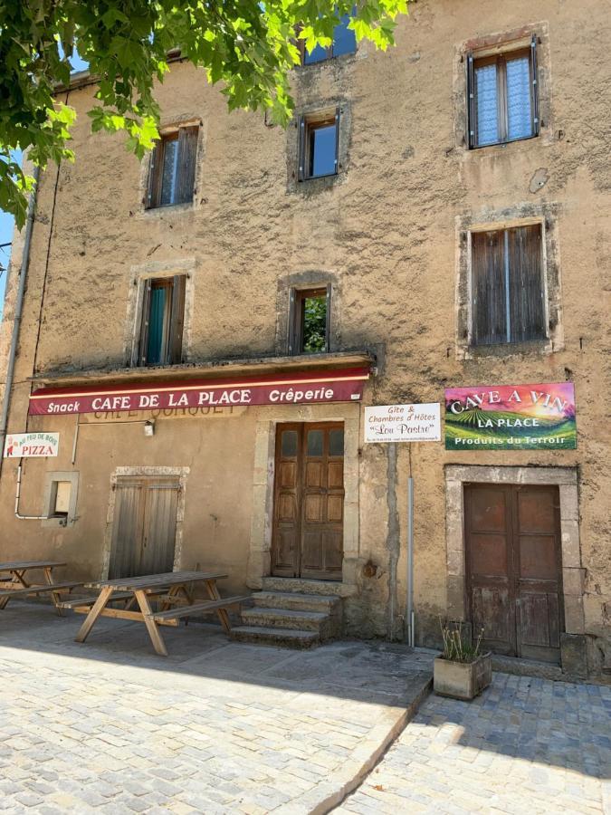 Cafe De La Place Gite & Chambres D'Hotes "Lou Pastre" Lanuéjols Exteriér fotografie